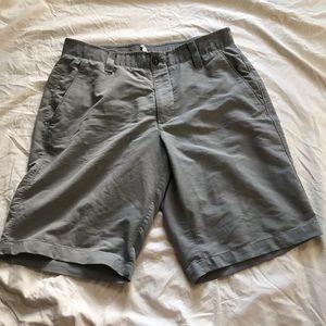 Men’s under armor golf shorts